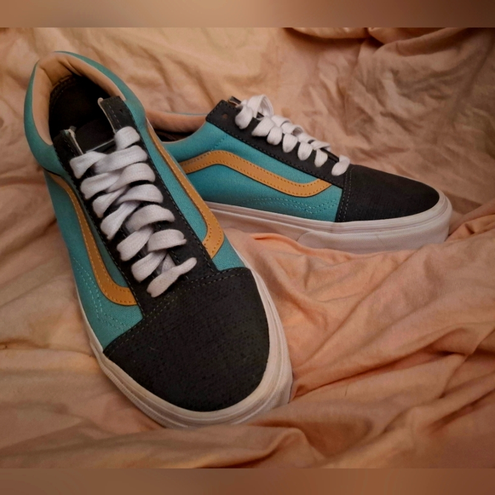 🔥NEW🔥 Vans The Old Skool Textured Suede in Aqua Haze Shoes